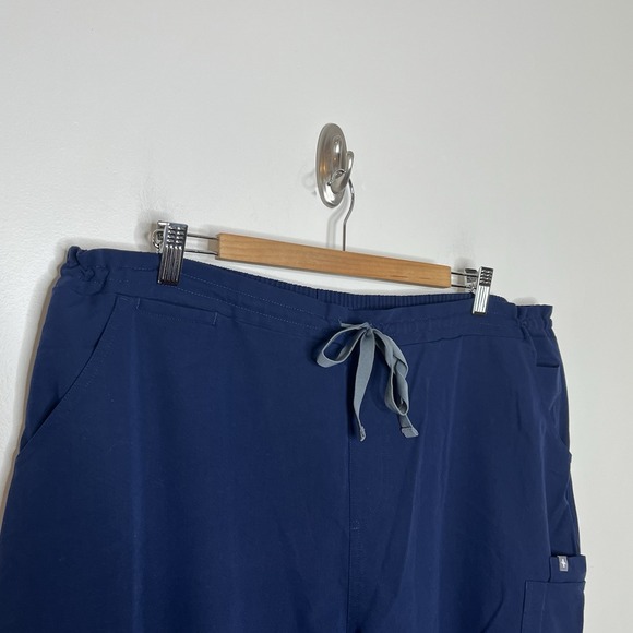 Figs Yola Skinny Scrub Pants Navy Blue Womens Size XXL Regular Bottoms PO 1602 - Picture 2 of 9